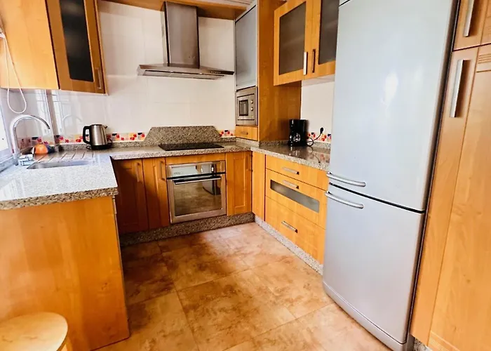 Feriehus Atico Con Piscina Privada En El Corazon De Nerja!