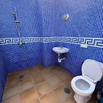 Atico Con Piscina Privada En El Corazon De Nerja! Vakantiehuis