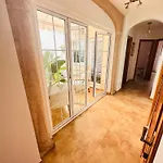 Atico Con Piscina Privada En El Corazon De Nerja! Vakantiehuis Nerja