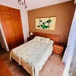 Atico Con Piscina Privada En El Corazon De Nerja! Vakantiehuis Nerja