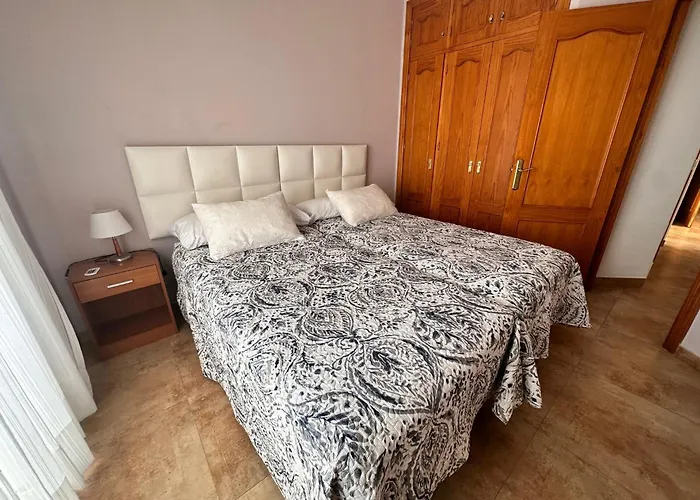 Дом отдыха Atico Con Piscina Privada En El Corazon De Nerja! Нерха