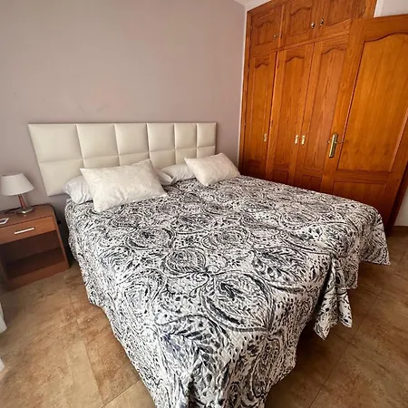 펜션 Atico Con Piscina Privada En El Corazon De Nerja! 네르하