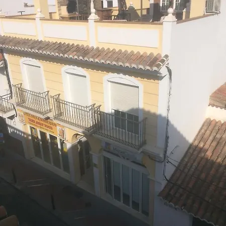 펜션 Atico Con Piscina Privada En El Corazon De Nerja! 네르하