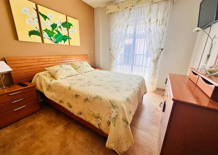 بيت للعطل Atico Con Piscina Privada En El Corazon De Nerja! نيرخا