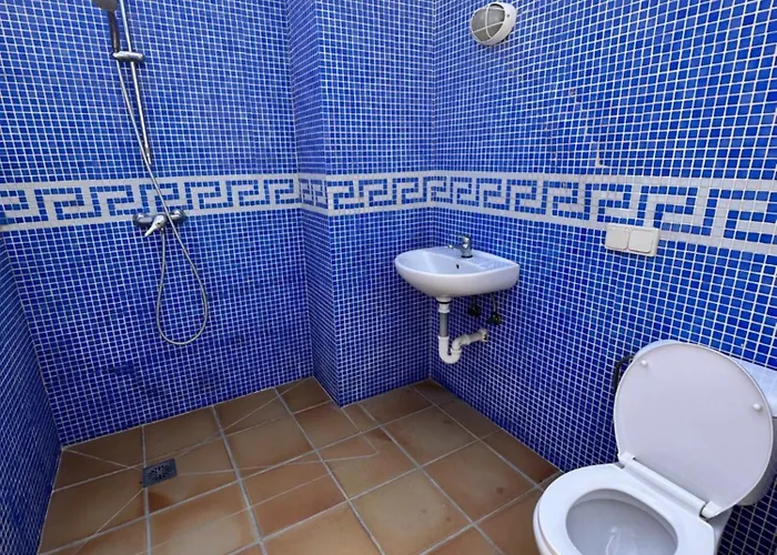Atico Con Piscina Privada En El Corazon De Nerja! Dom wakacyjny