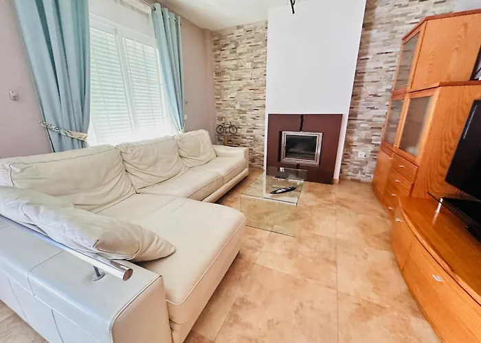 Atico Con Piscina Privada En El Corazon De Nerja! Nerja